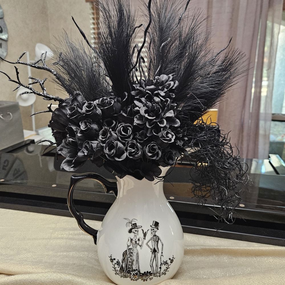 Dia De Los Muertos Black and White Floral Vase And Arrangement